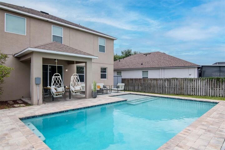 Property Photo: 5916 Tulip Flower Drive FL 33578