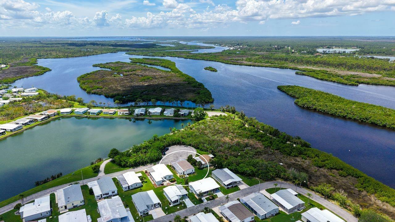Property Photo: 763 Lakeside Drive FL 34287