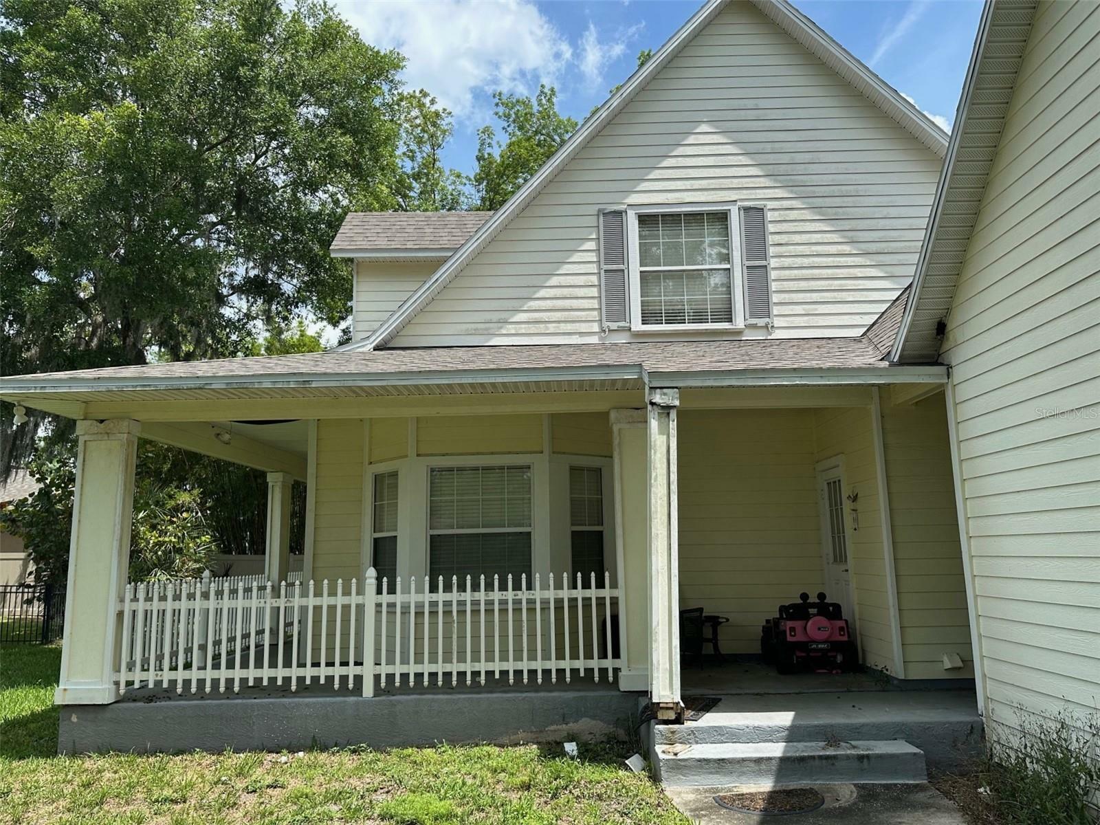 Property Photo: 6230 Cranberry Drive FL 32127
