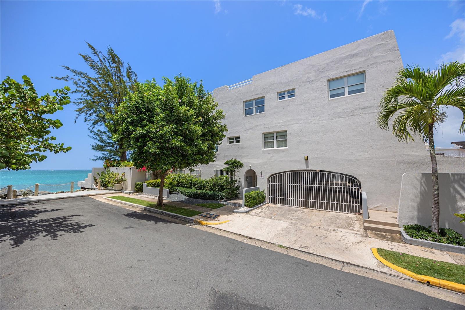 Property Photo: 1 Bucaré 4 PR 00913