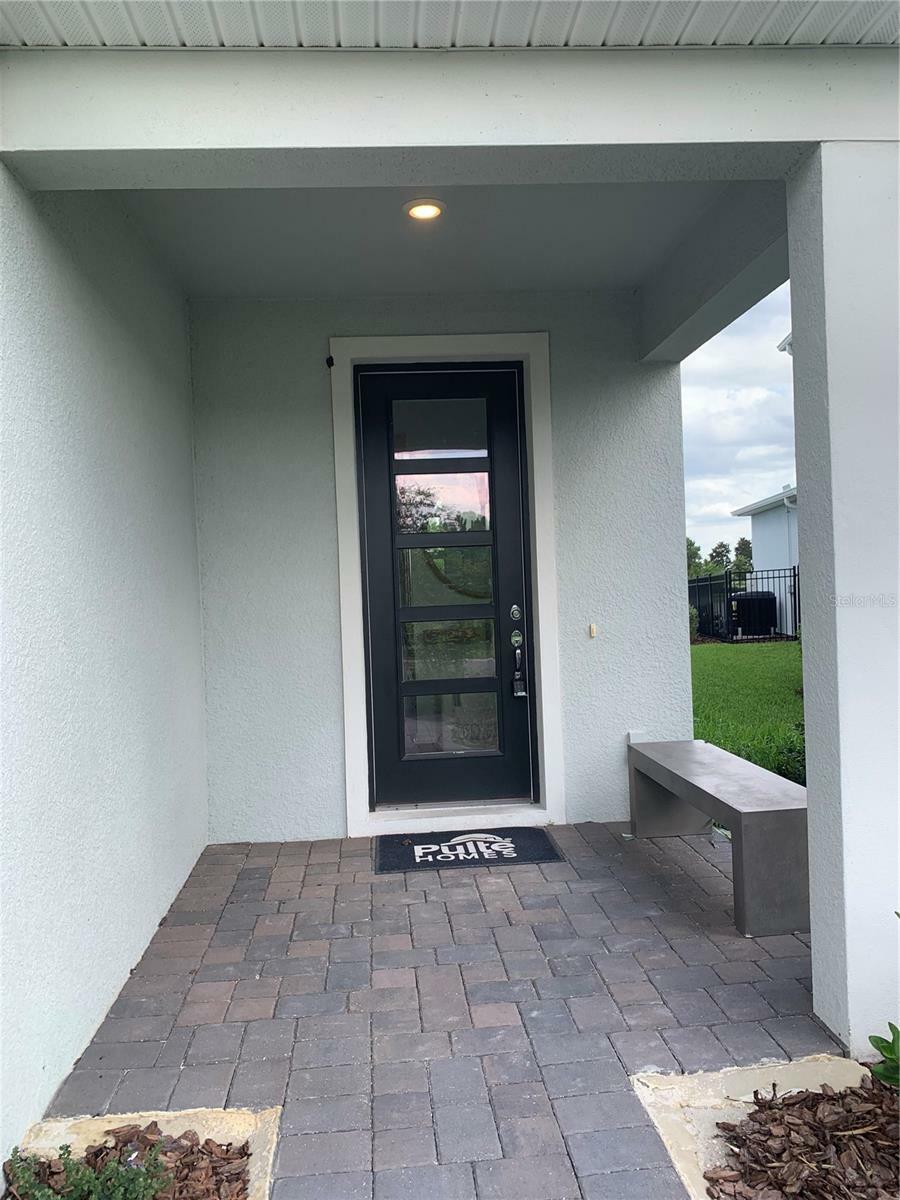 Property Photo: 10299 Park Estates Avenue FL 32836
