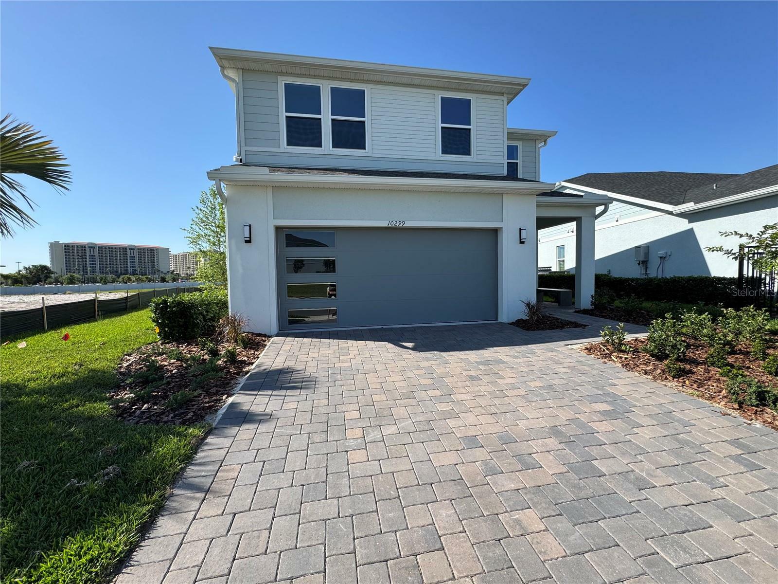 Property Photo: 10299 Park Estates Avenue FL 32836