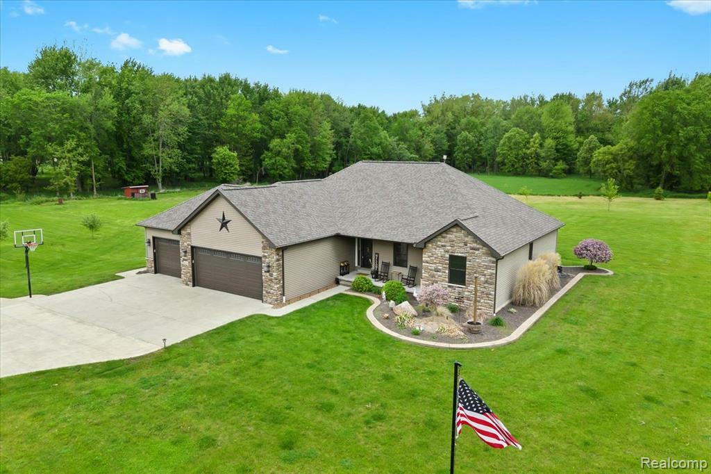 Property Photo: 6035 Beard Road MI 48418 9757