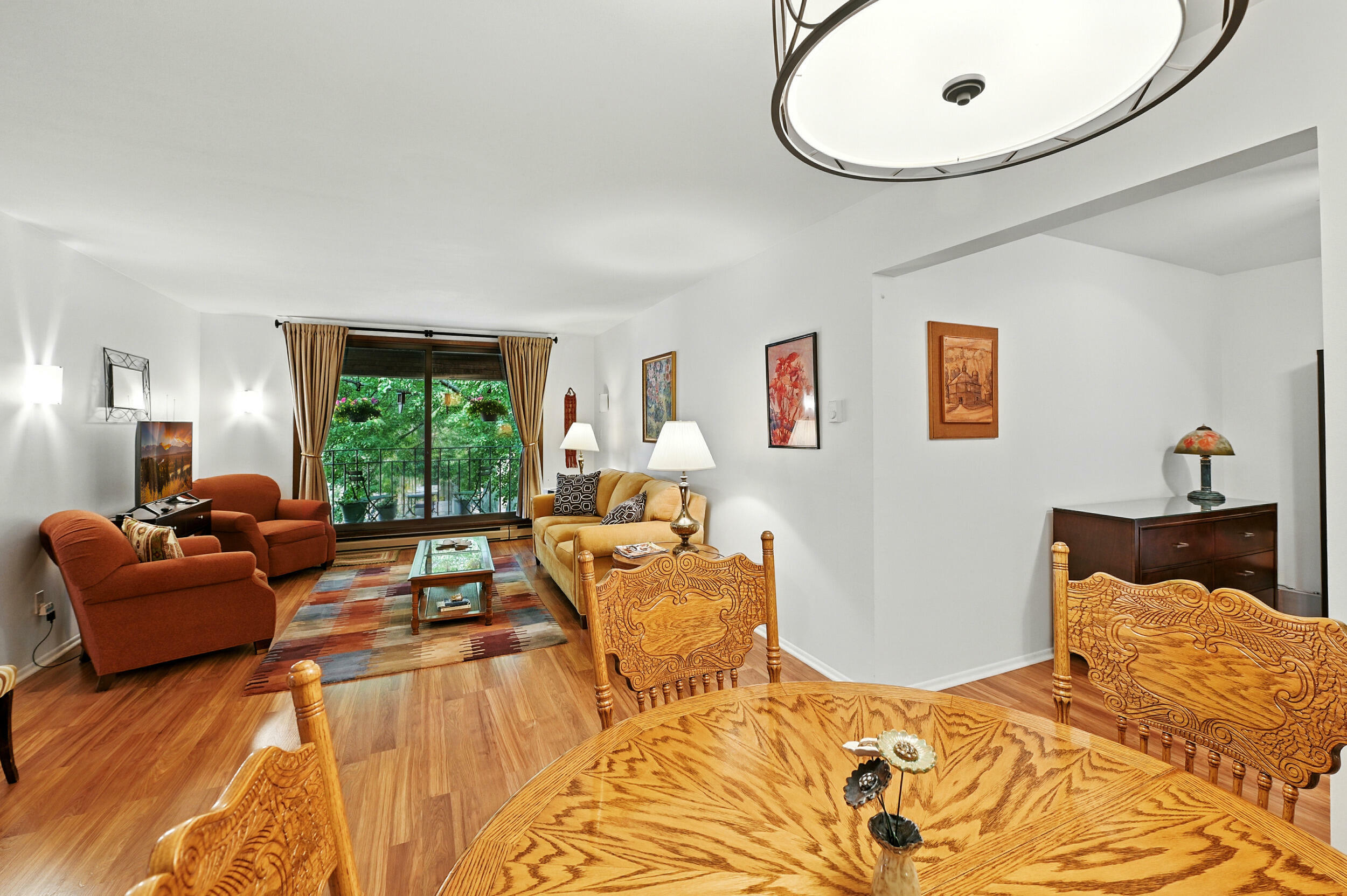 Property Photo: 1906 E Shorewood Blvd 360 WI 53211