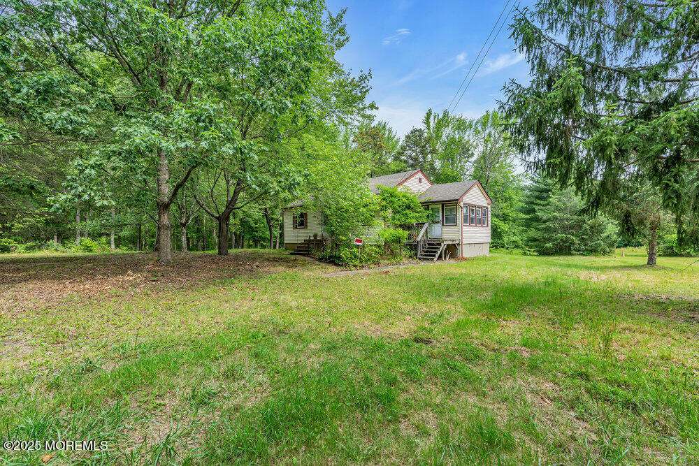 Property Photo: 211 E Greystone Road NJ 08857