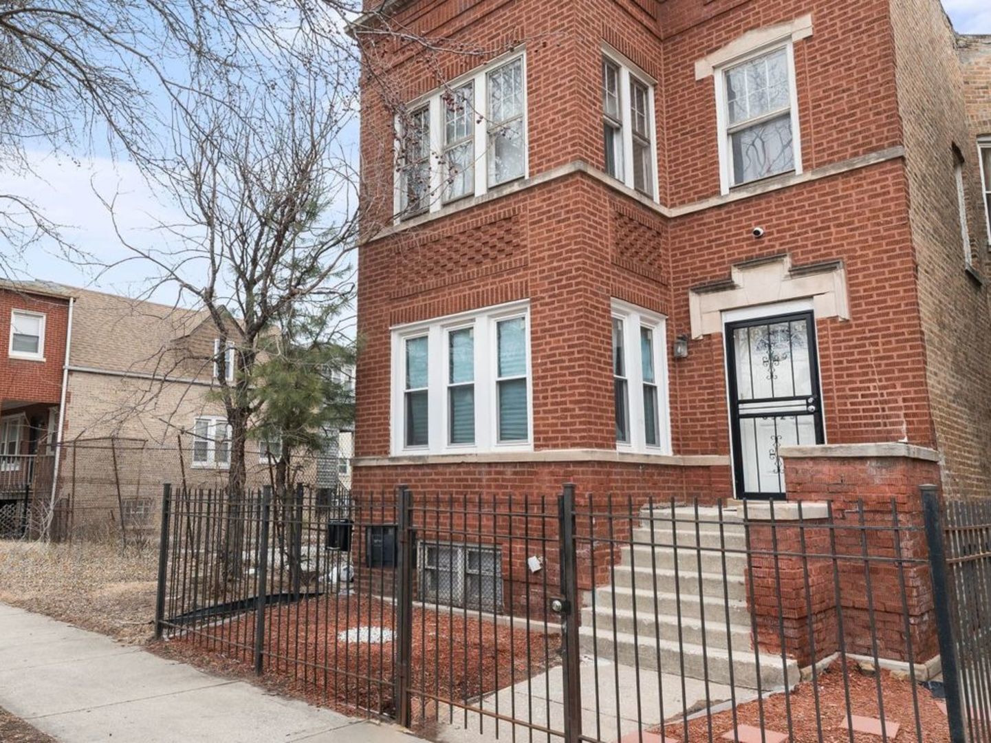 Property Photo:  6523 S Evans Avenue  IL 60637 