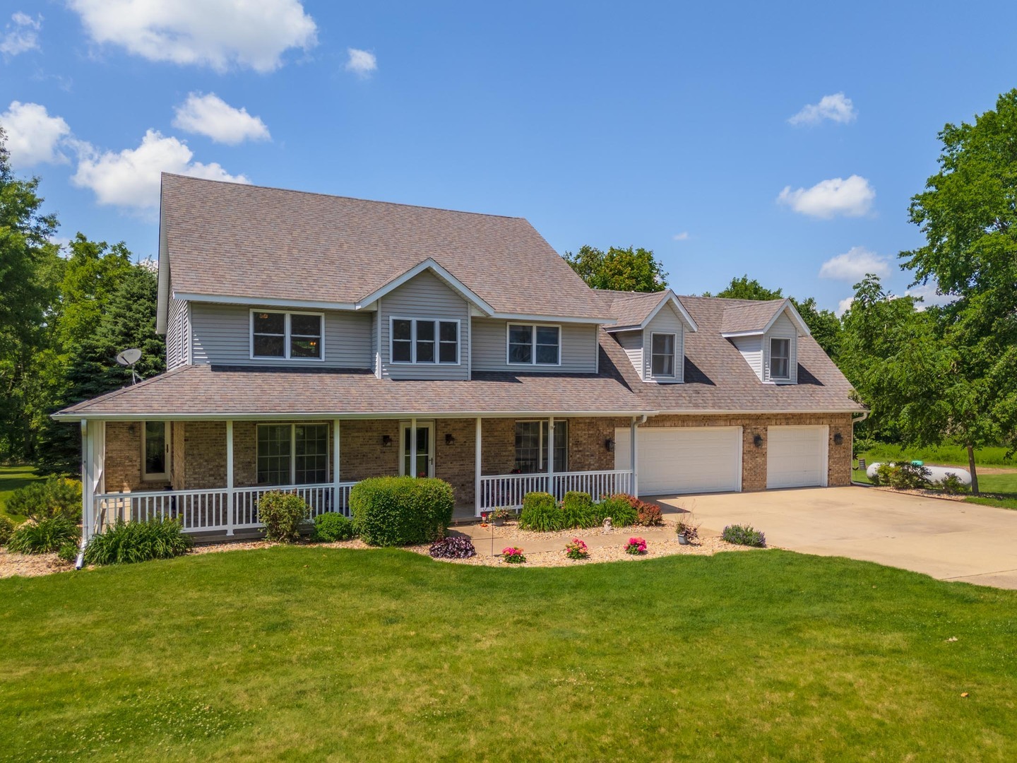 Property Photo:  13494 E 75 North Road  IL 61745 