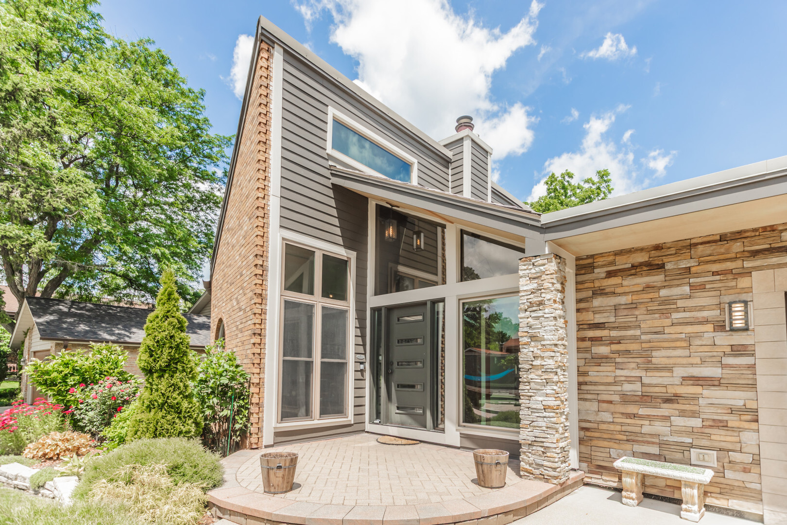Property Photo: 908 Claremont Drive IL 60516