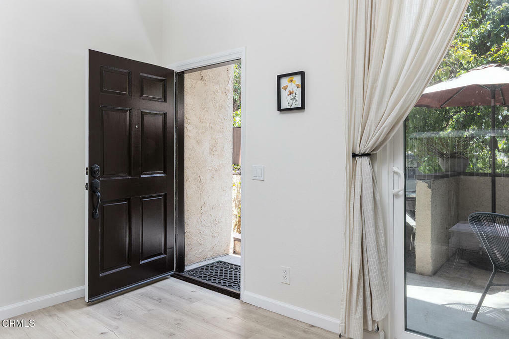 Property Photo: 301 Wallis Street 8 CA 91106