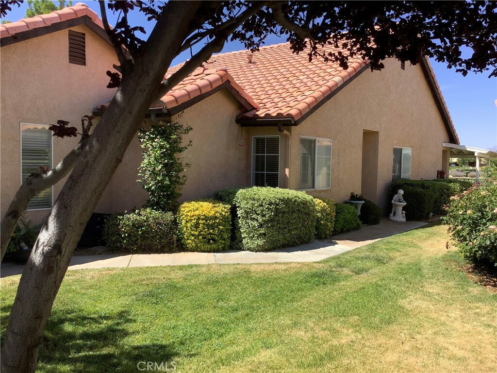Property Photo: 11562 Oak Street CA 92308