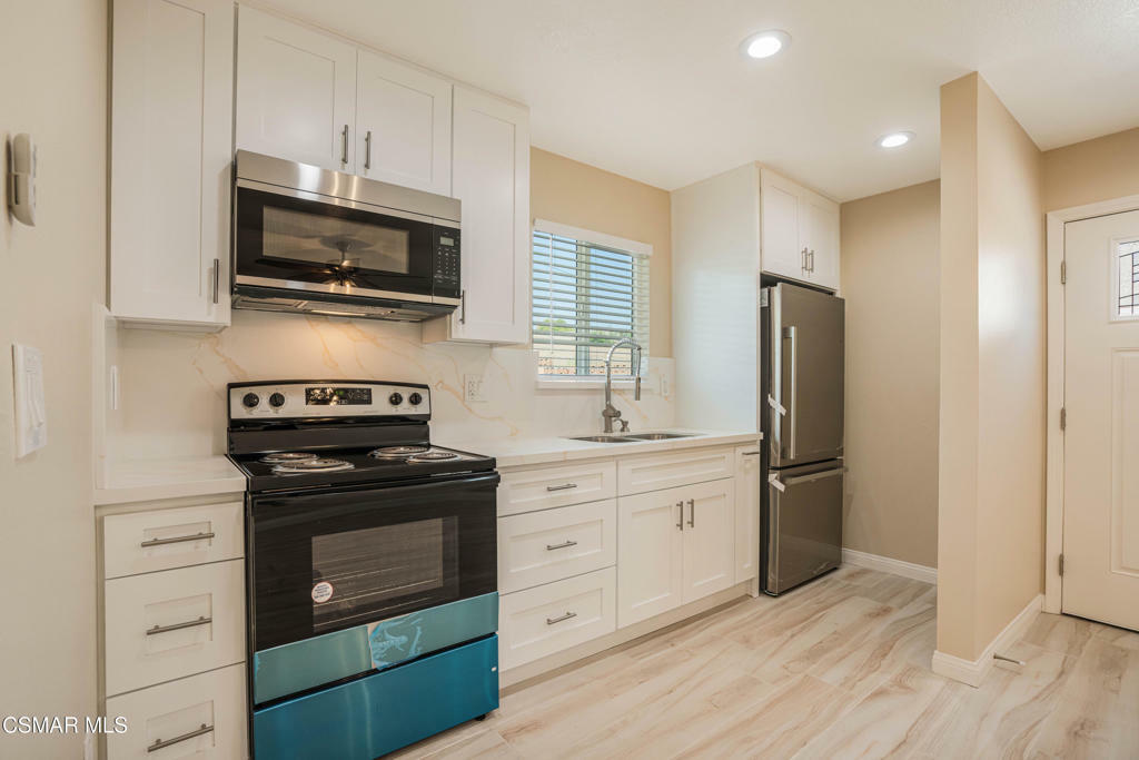 Property Photo: 1227 Alexander Street CA 93065