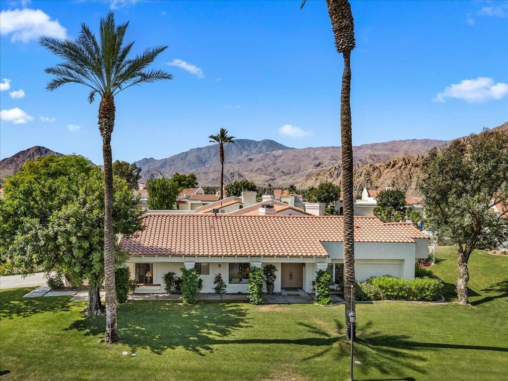 Property Photo:  77489 Avenida Madrugada  CA 92253 