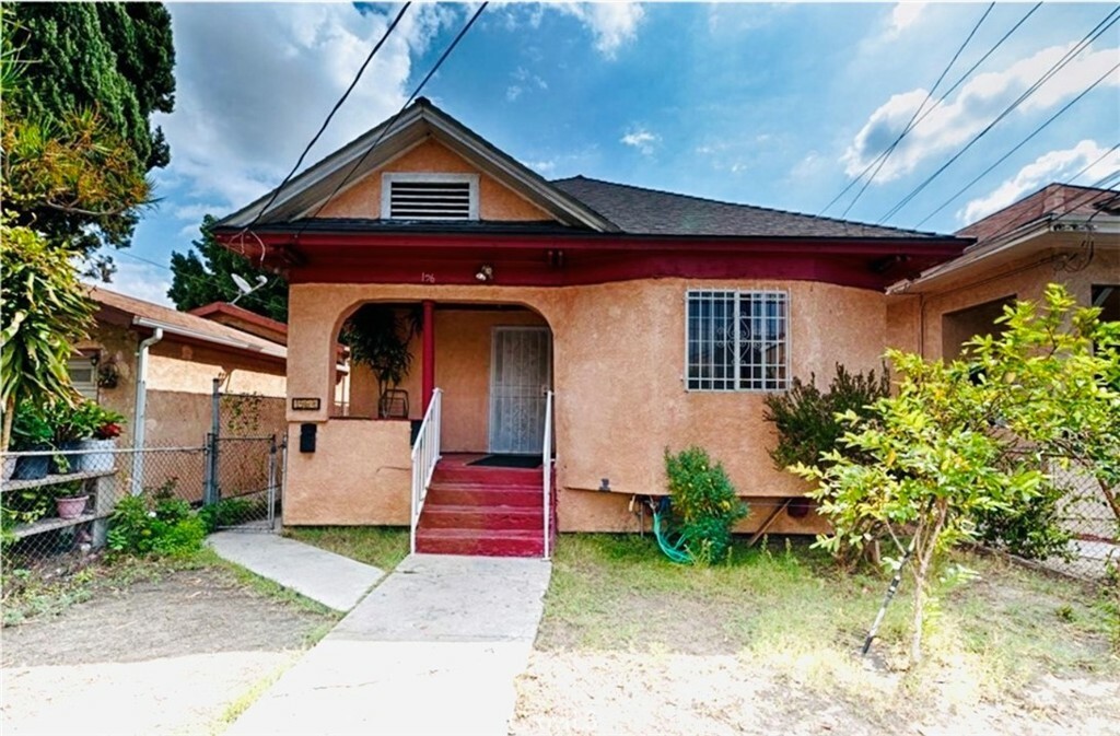 Property Photo: 156 S Clarence Street CA 90033