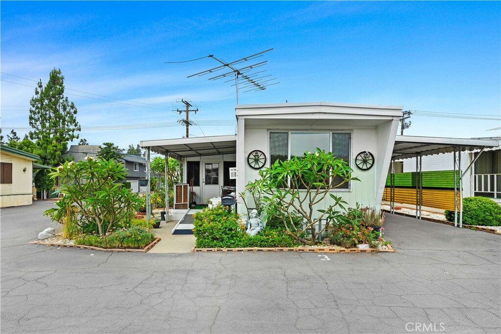 Property Photo: 1030 Bradbourne Space 3 Avenue CA 91010