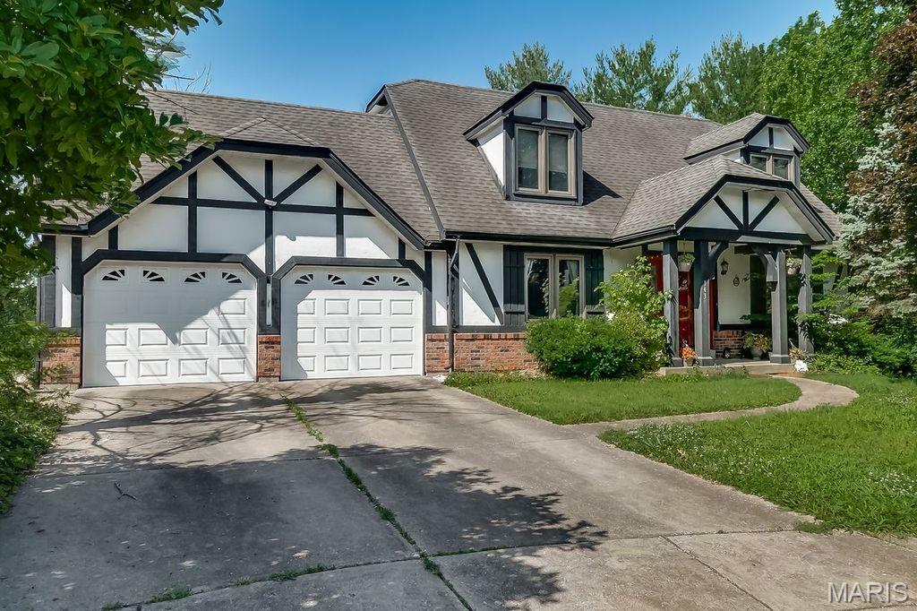 Property Photo: 143 Mission Walk Court MO 63031