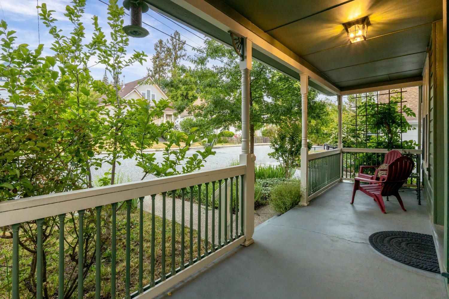 Property Photo: 148 Conaway Avenue CA 95945