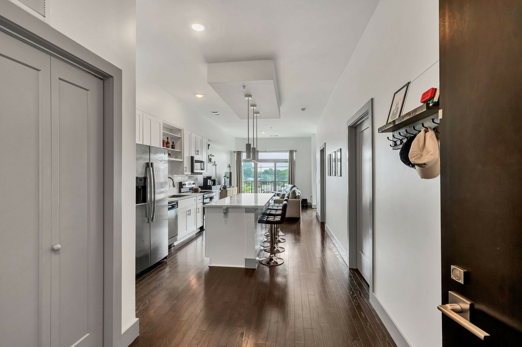 Property Photo: 2407 8th Ave S 305 TN 37204