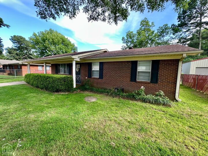 Property Photo: 1101 Dealyn Street AR 72437