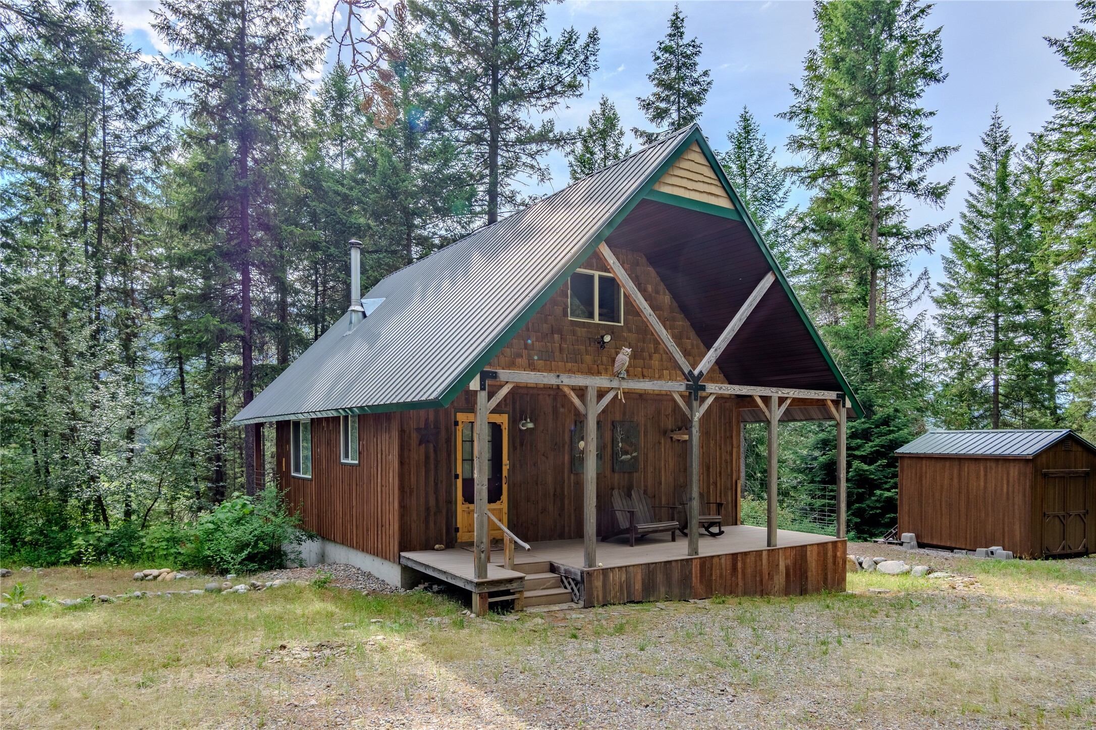 Property Photo: 716 Kootenai River Road MT 59935