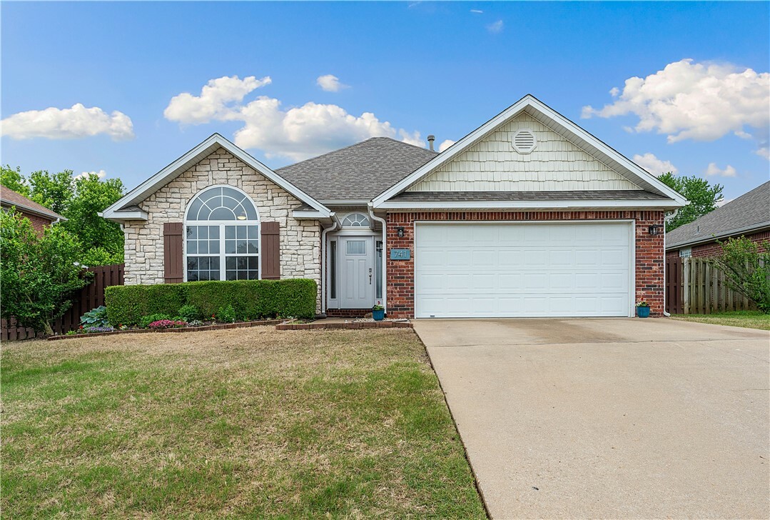 741 Golden Meadow Avenue  Springdale AR 72764 photo