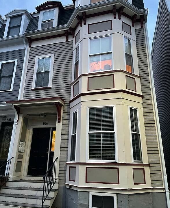 662 E 7th Street 3  Boston MA 02127 photo