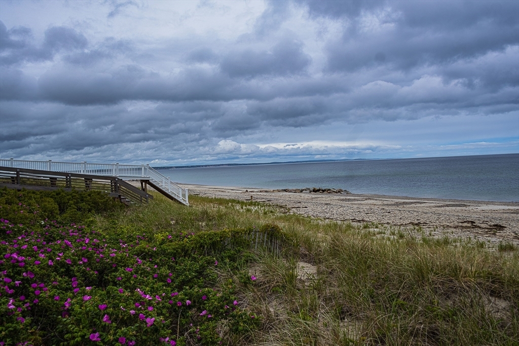 Property Photo:  99 North Shore Blvd 1  MA 02537 