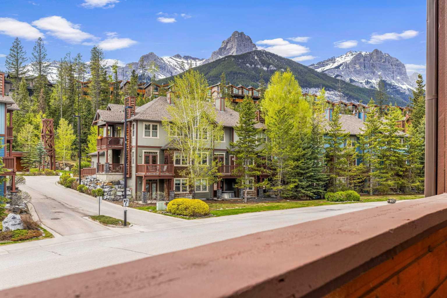 Property Photo:  75 Dyrgas Gate 211  AB T1W 0A6 