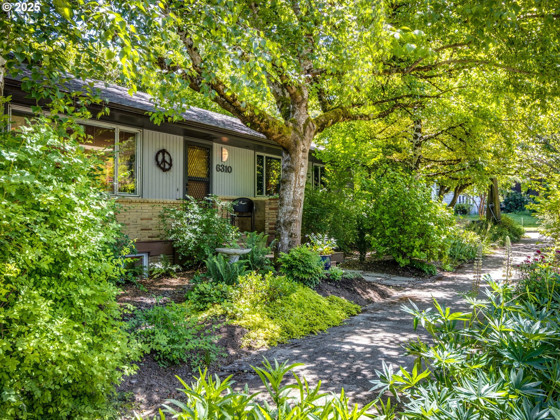 6310 NE 31st Ave  Portland OR 97211 photo