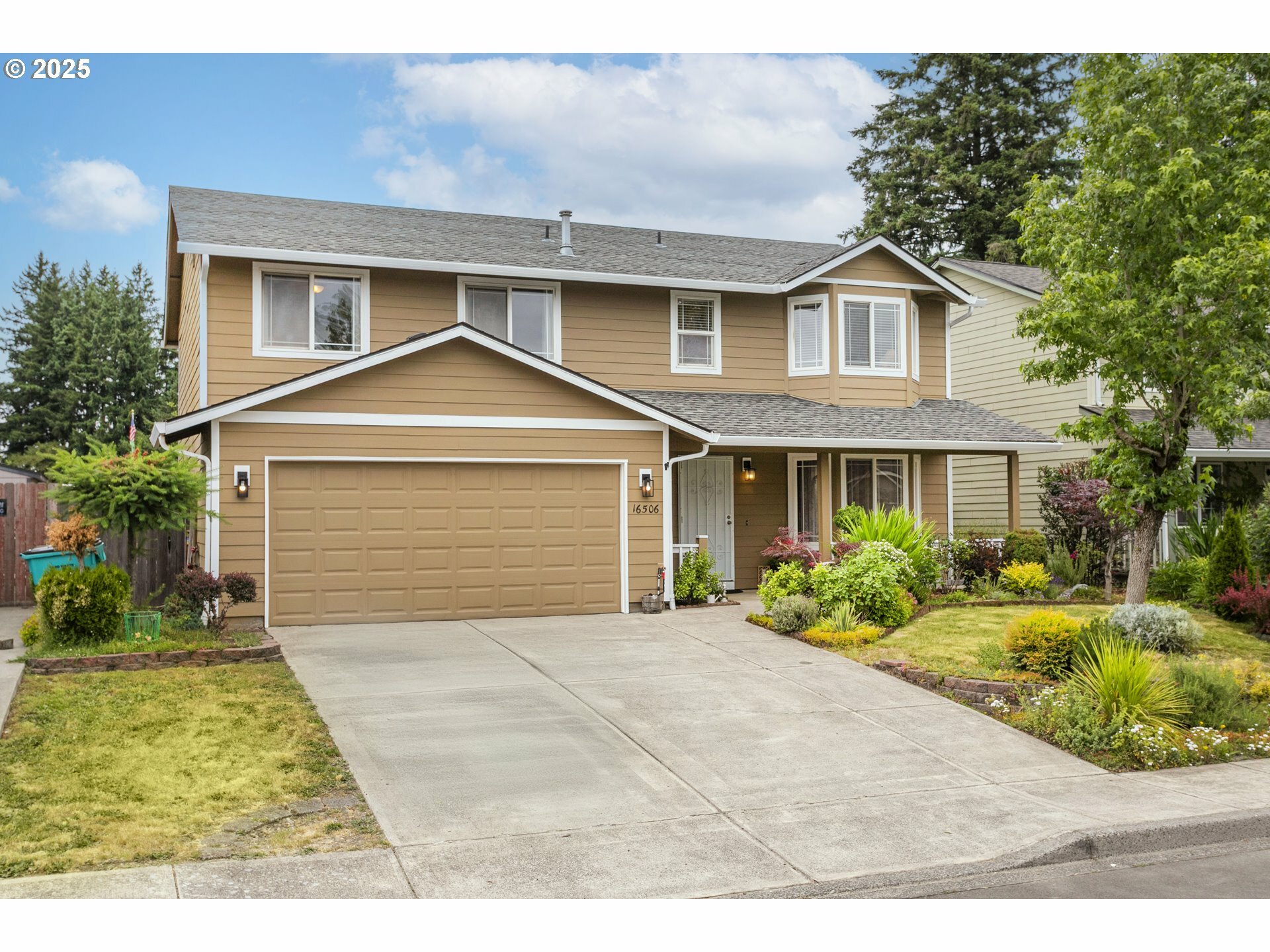 Property Photo: 16506 NE 13th St WA 98684