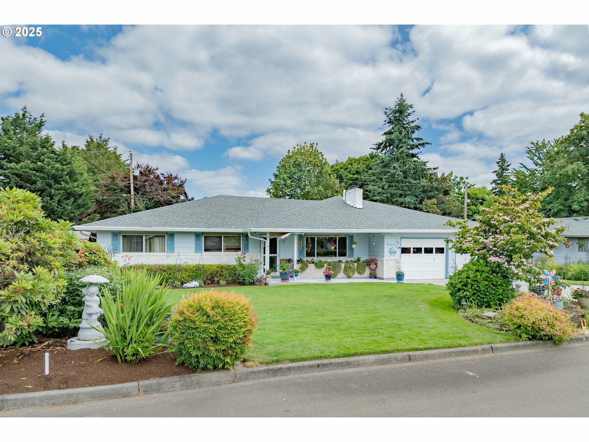 Property Photo: 4405 NE 29th Ave WA 98663