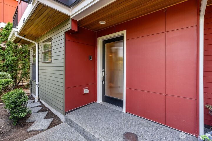 Property Photo:  7747  Sand Point Way NE A  WA 98115 