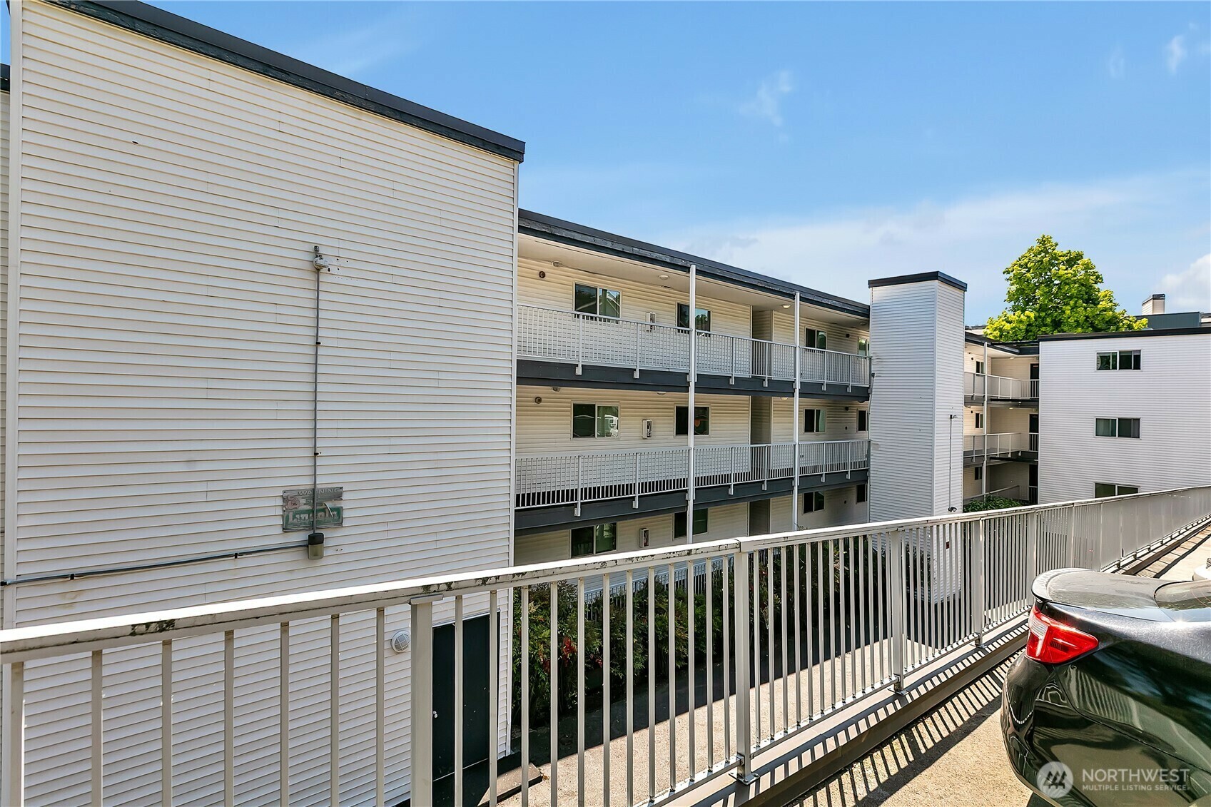 Property Photo: 762 Hayes Street 17 WA 98109