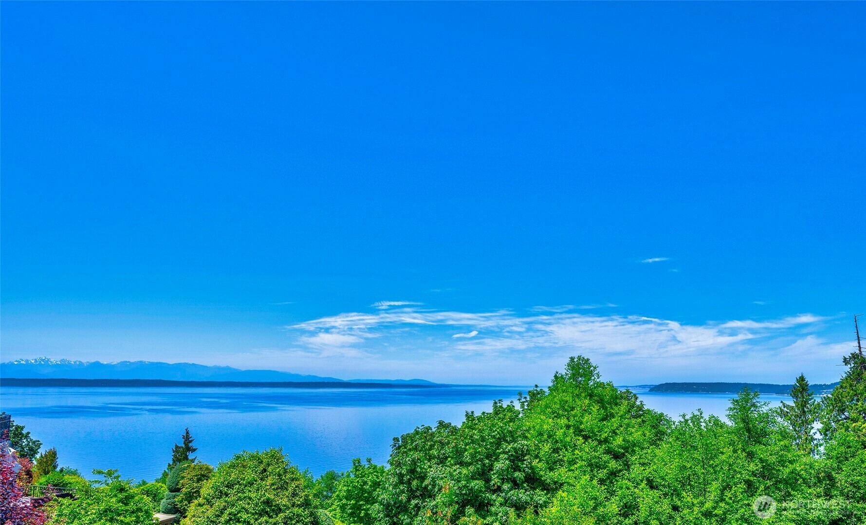 Property Photo: 7212 164th Street SW WA 98026