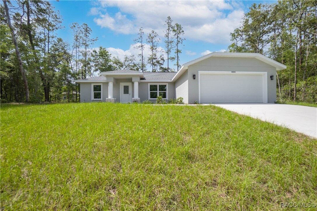 Property Photo:  8880 N Circular Way  FL 34434 