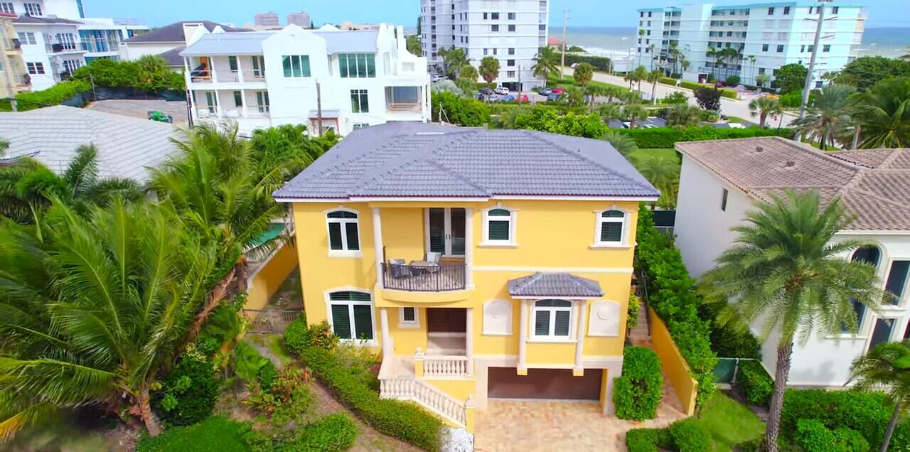 Property Photo:  451 Surfside Lane  FL 33408 