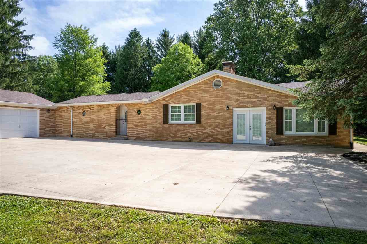 Property Photo: 1472 Heinbaugh Road IN 47374