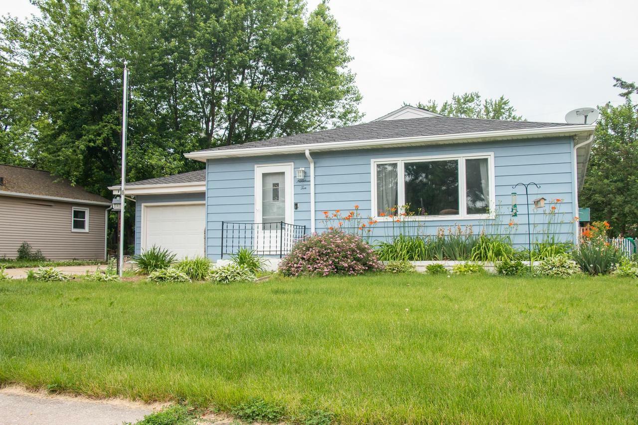 1910 West Memorial Drive  Janesville WI 53548 photo