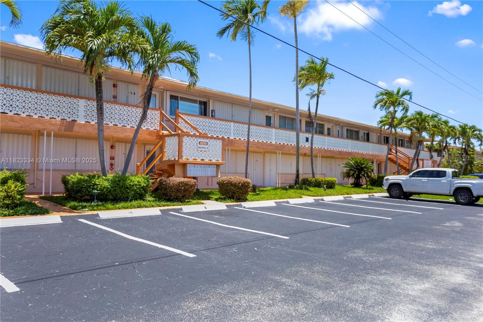 Property Photo:  1030 SW 11th St 8M  FL 33009 