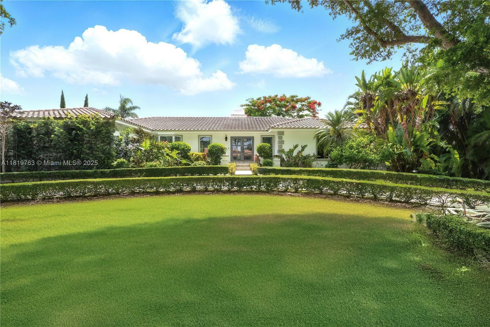 Property Photo: 13454 SW 58th Ave FL 33156