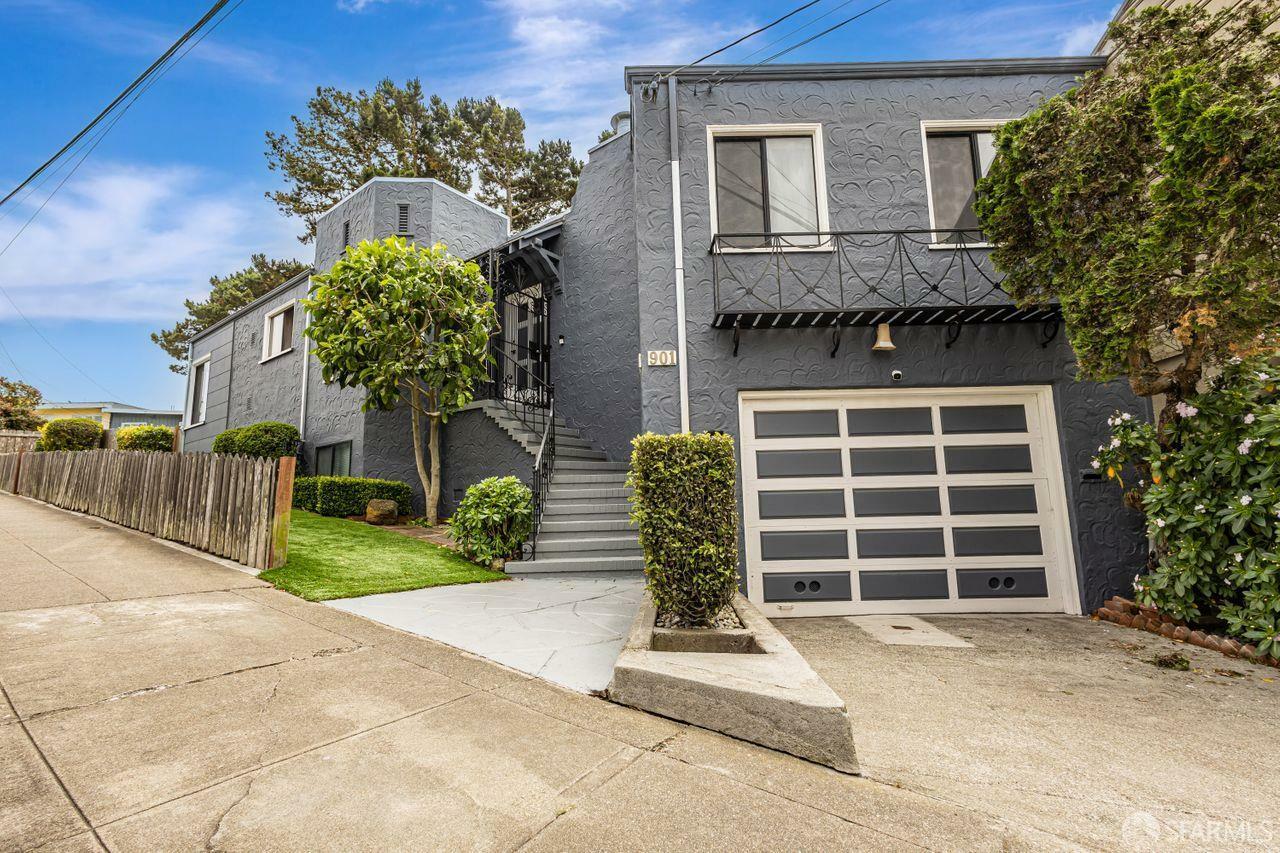 Property Photo: 901 Teresita Boulevard CA 94127