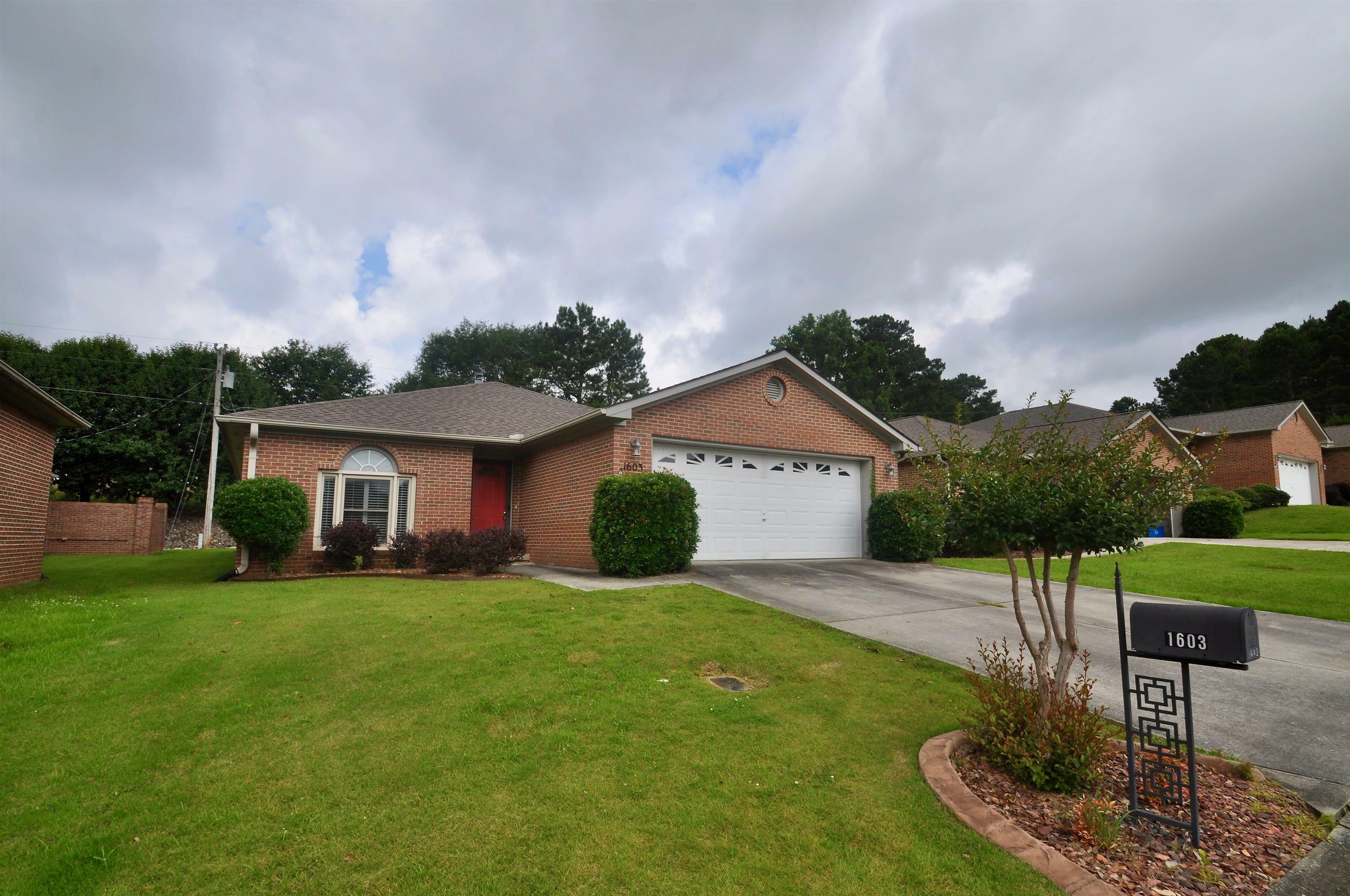 Property Photo: 1603 Harbison St AL 35055 - CULLMAN