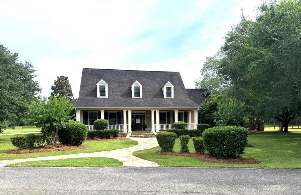 Property Photo: 2837 Woodham Rd AL 36303