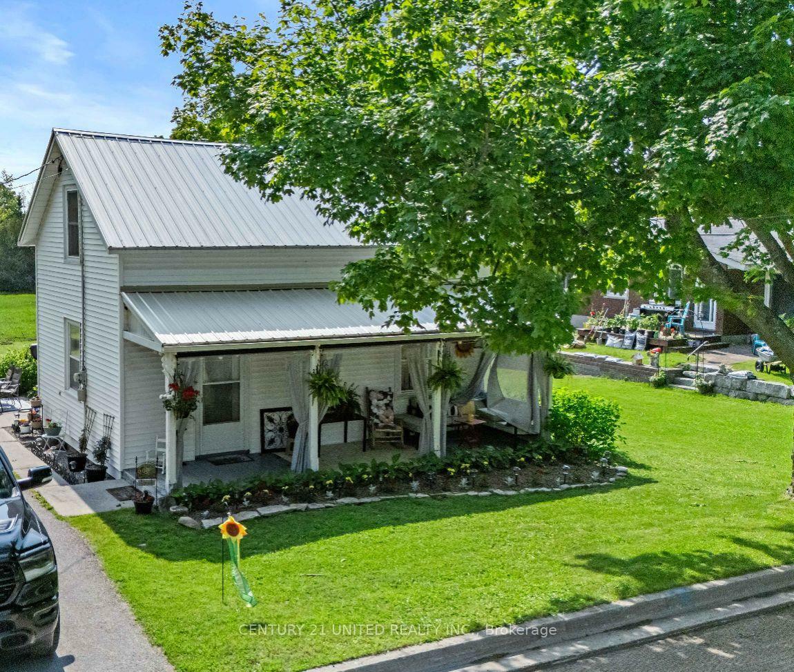 Property Photo: 27 Prospect Street ON K0L 2H0