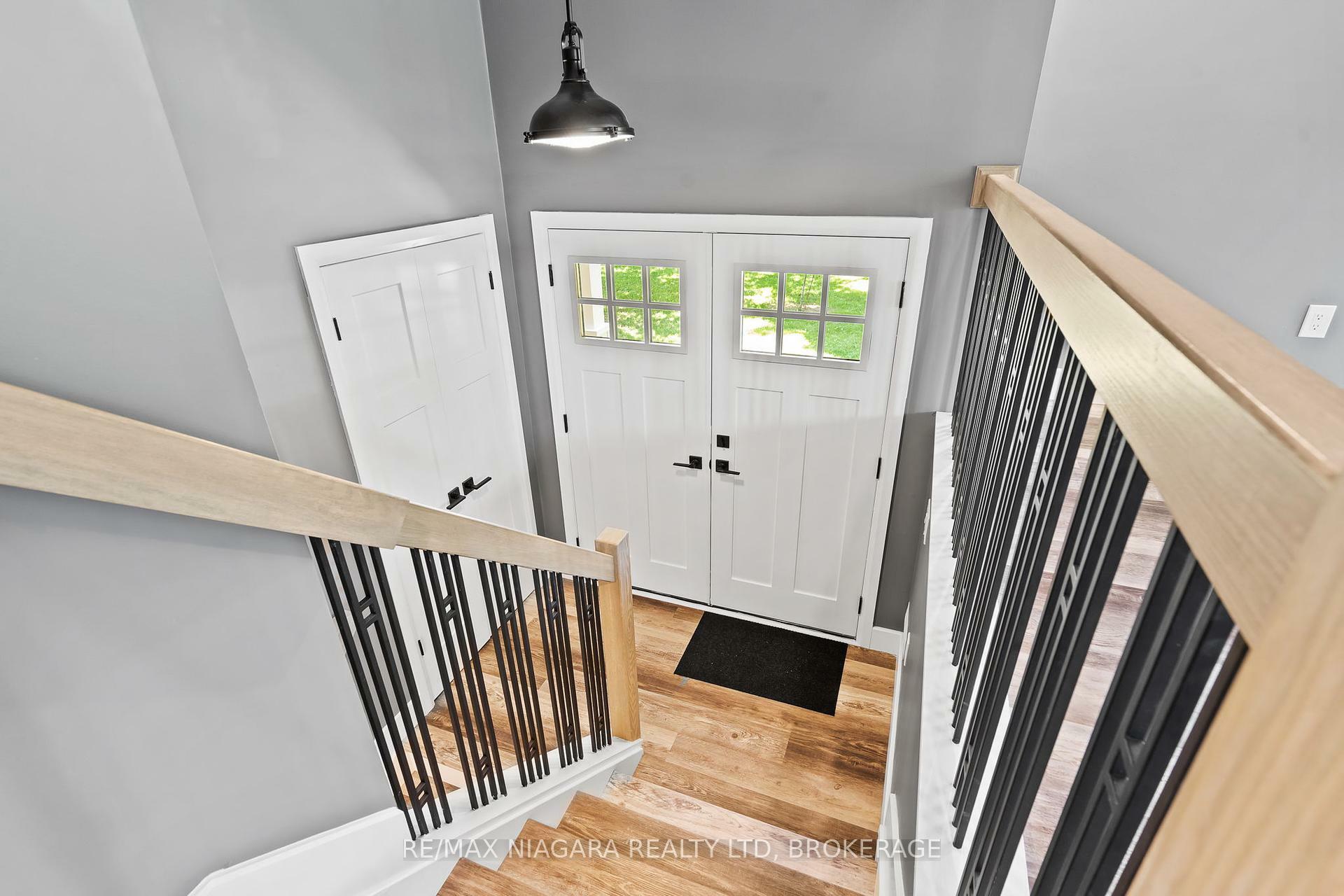 Property Photo: 912 Church Street ON L0S 1C0