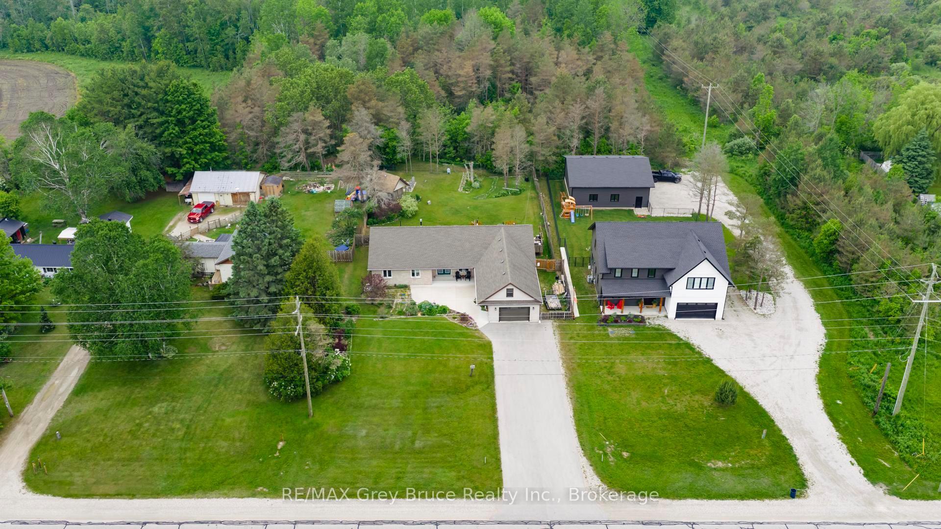 Property Photo:  236 Bruce Street  ON N0H 2T0 