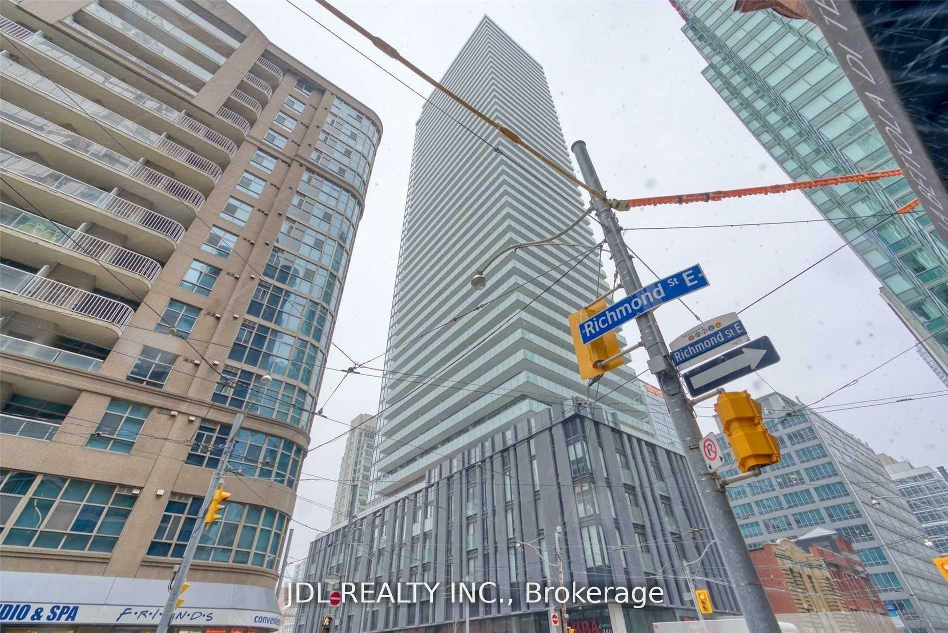 25 Richmond Street E 1512  Toronto ON M5C 0A6 photo