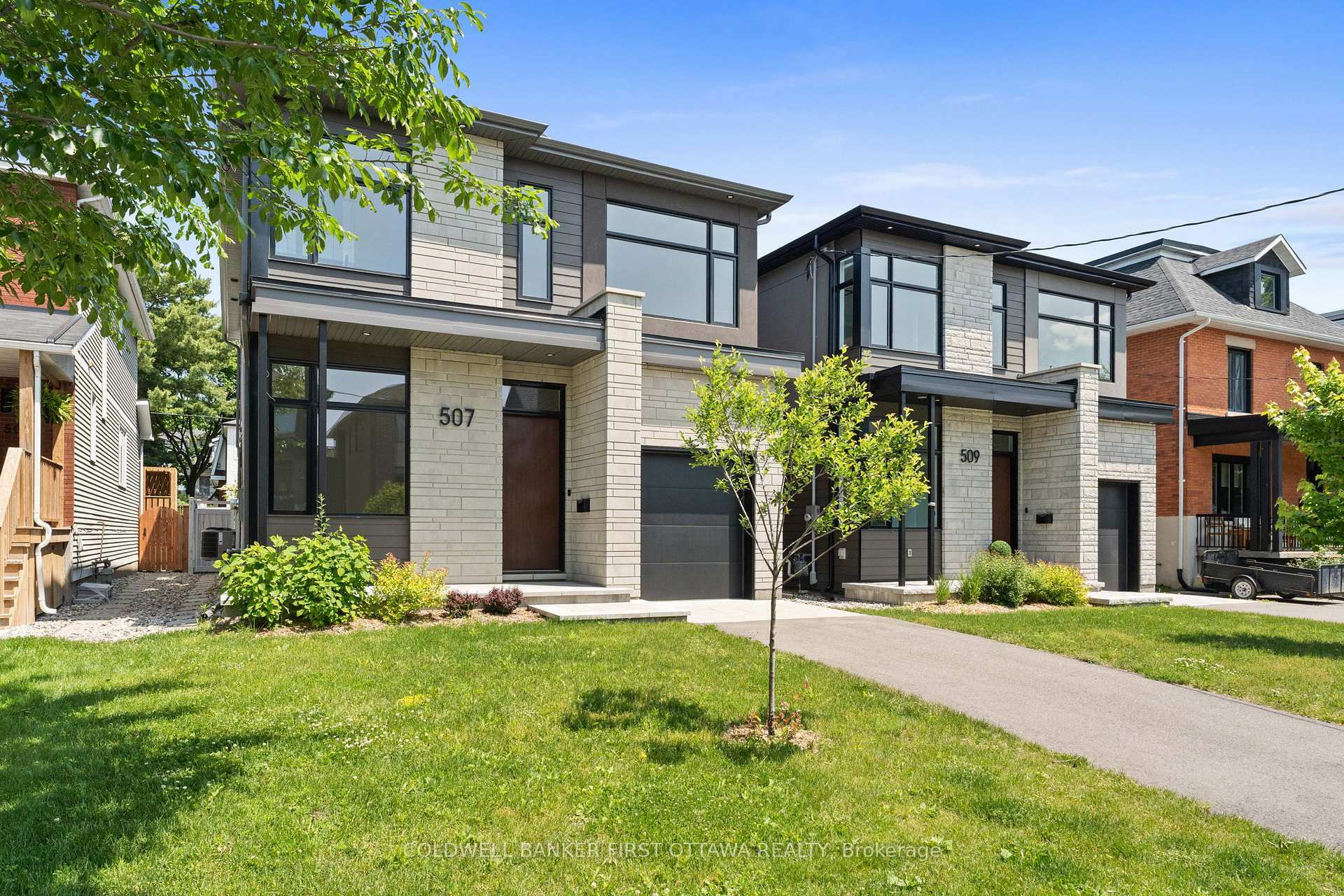 Property Photo:  507 Edison Avenue  ON K2A 1V3 