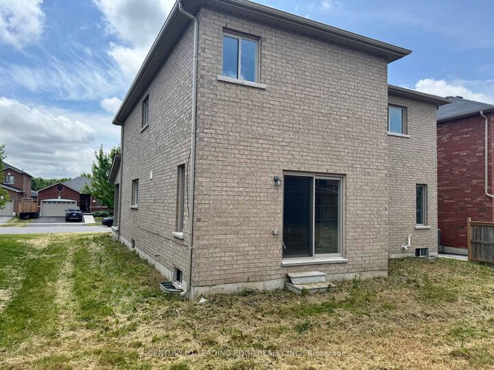 Property Photo:  38 Lords Drive  ON K0L 1Y0 