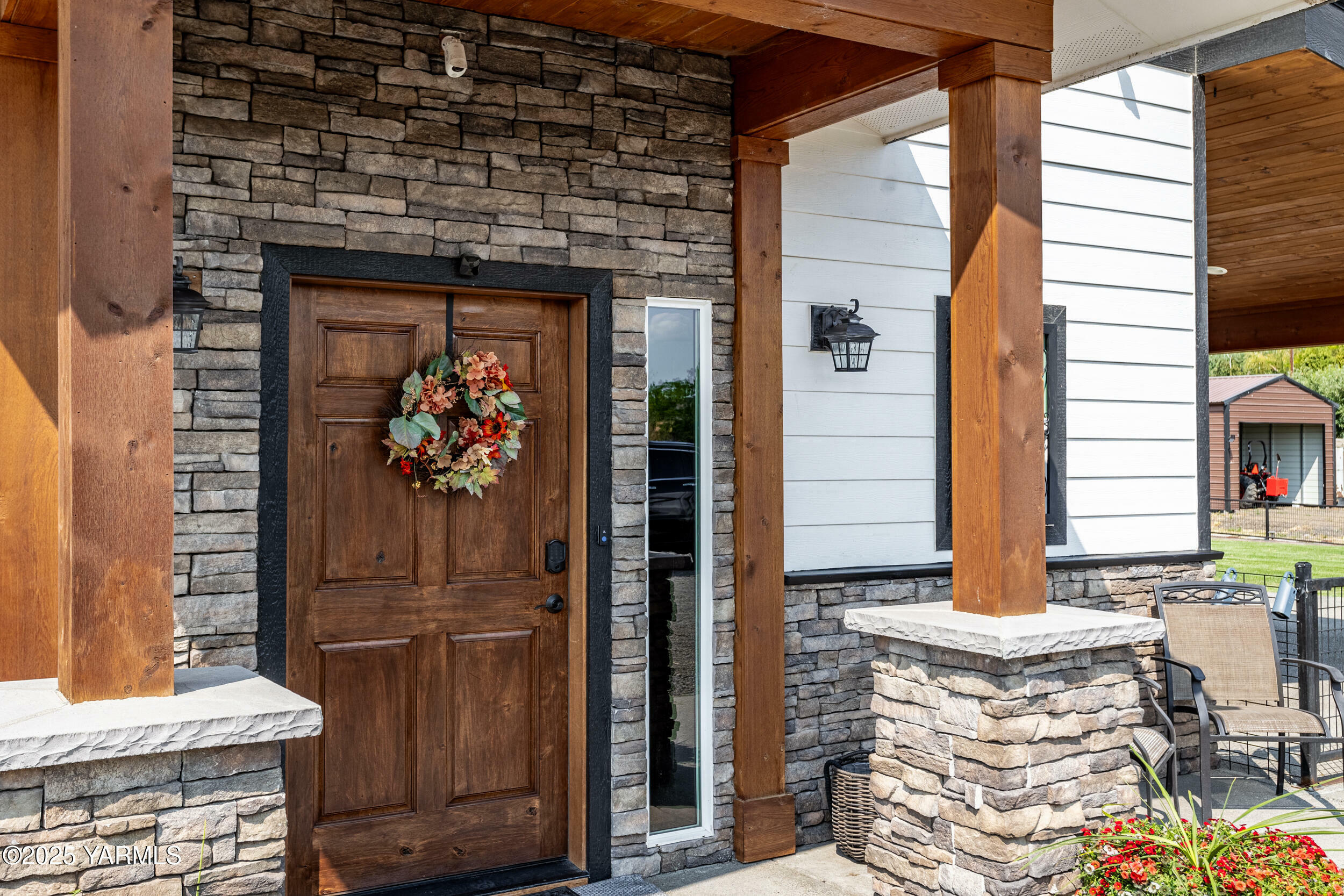 Property Photo: 1355 Cook Rd WA 98908