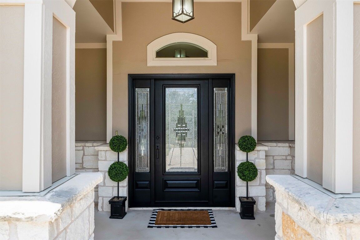 Property Photo:  211 E Creek Drive  TX 78620 